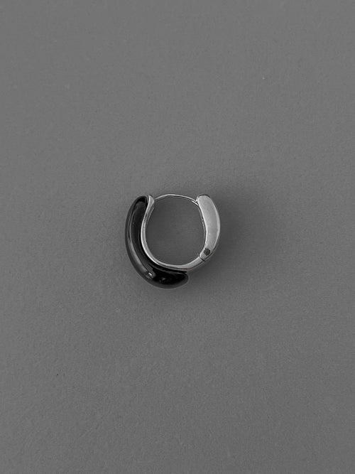 PETITE HOOP EARRINGS [BLACK]