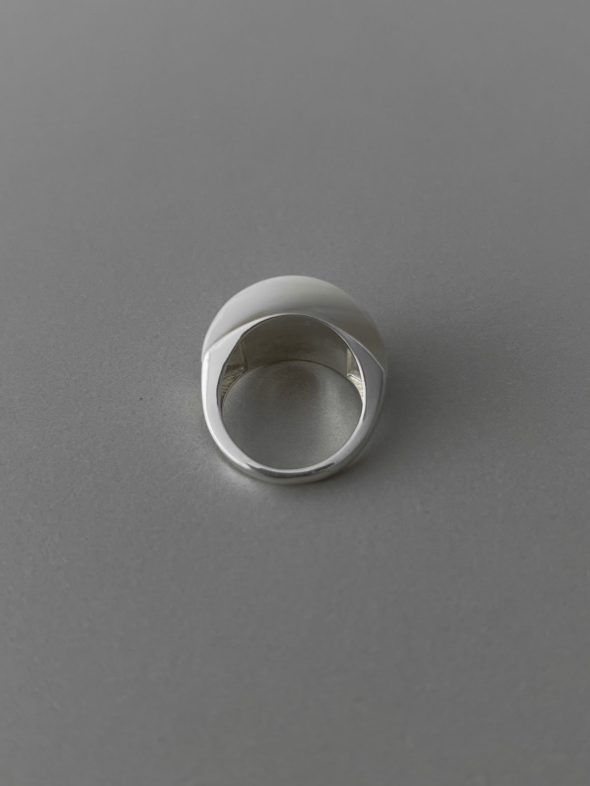 BOLD DOME RING [IVORY]